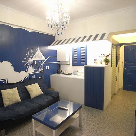 نانوان The Moment, The Ocean B & B الغرفة الصورة