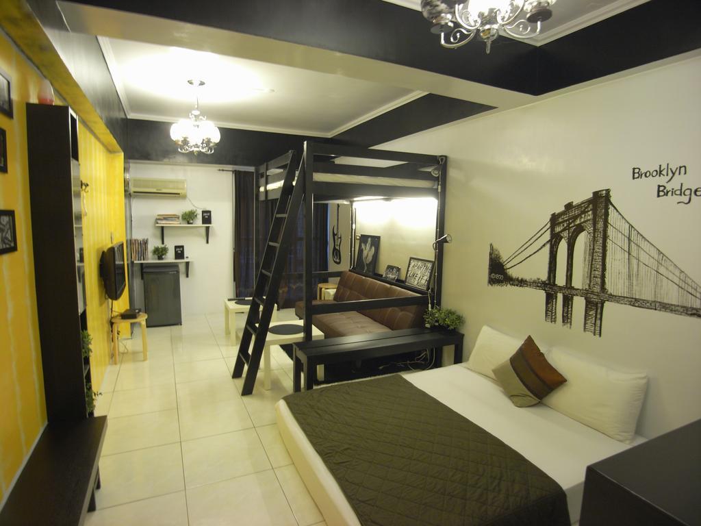 نانوان The Moment, The Ocean B & B الغرفة الصورة